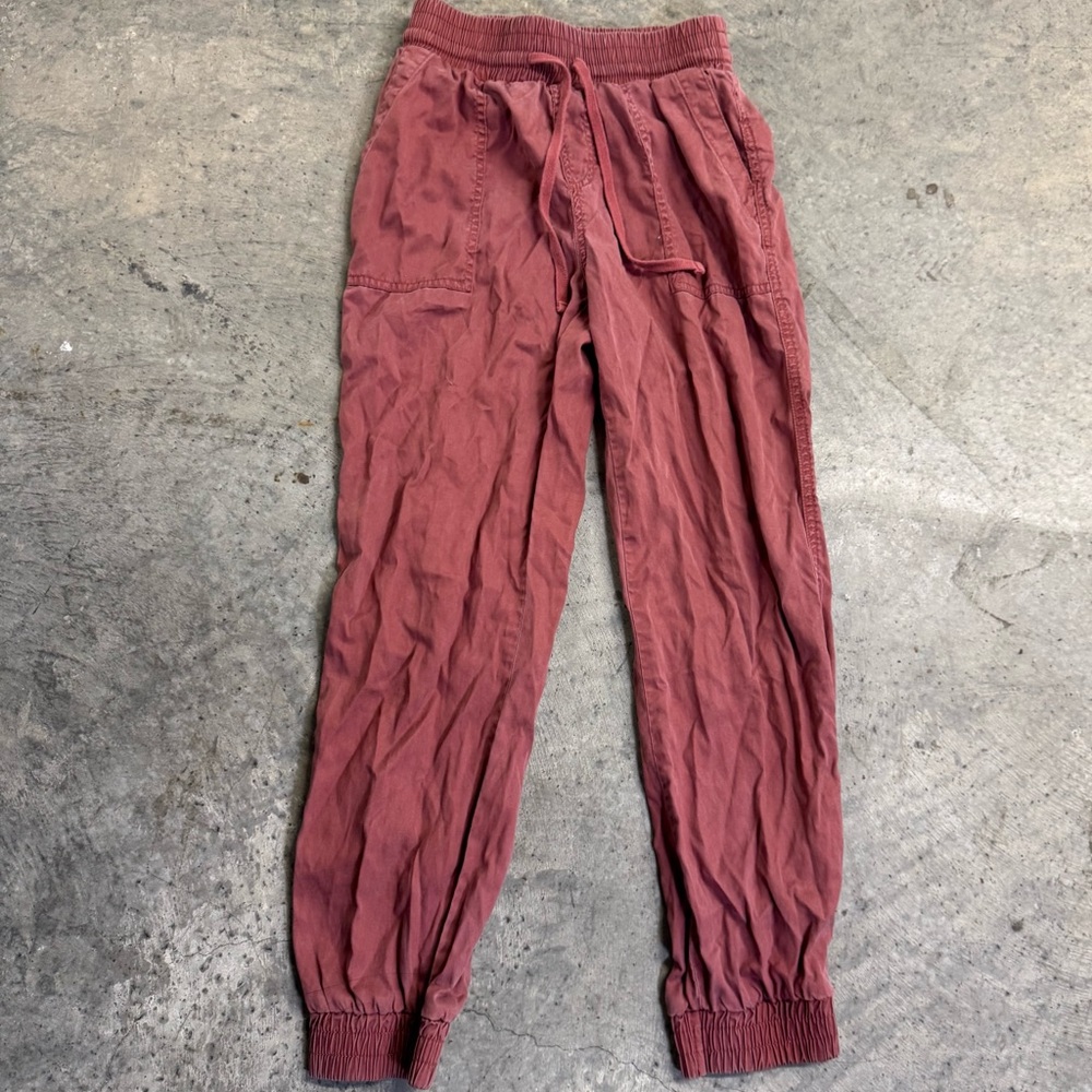 A New Day Women’s Brick Red‎ Jogger Pants Size XS Basics Classic Streetwear